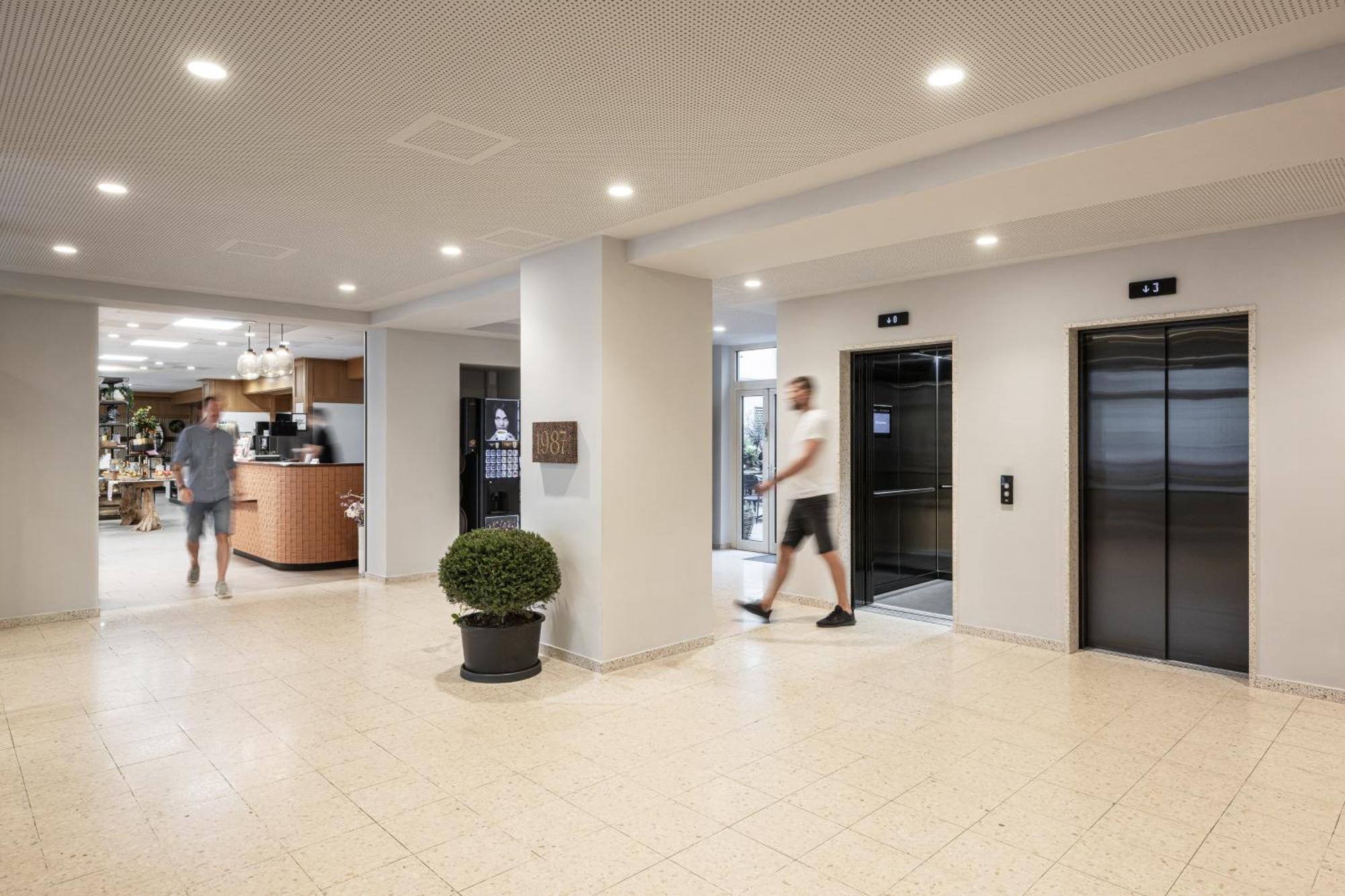 Mynext - Hotel Rudy Виена Екстериор снимка