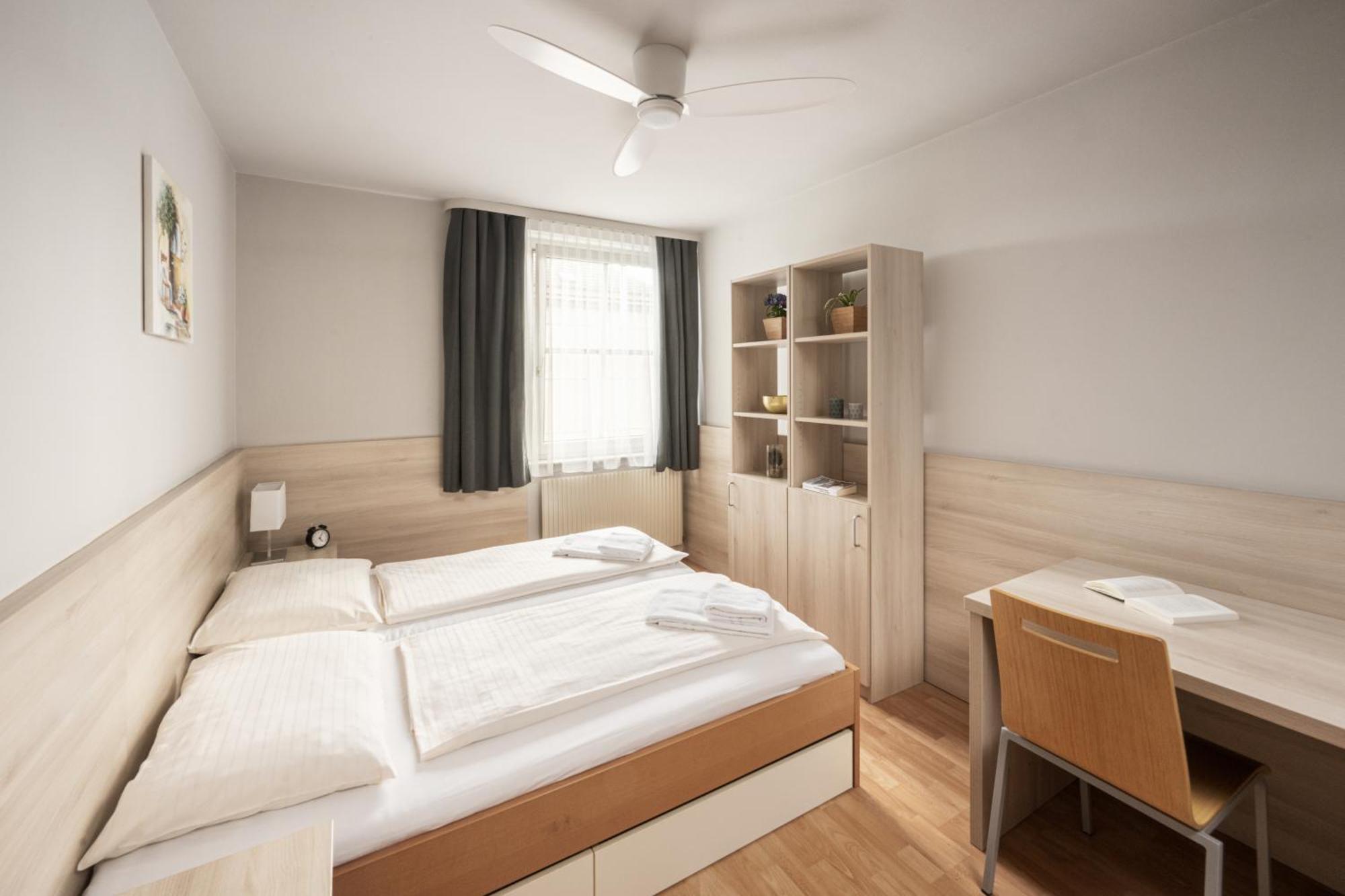 Mynext - Hotel Rudy Виена Екстериор снимка